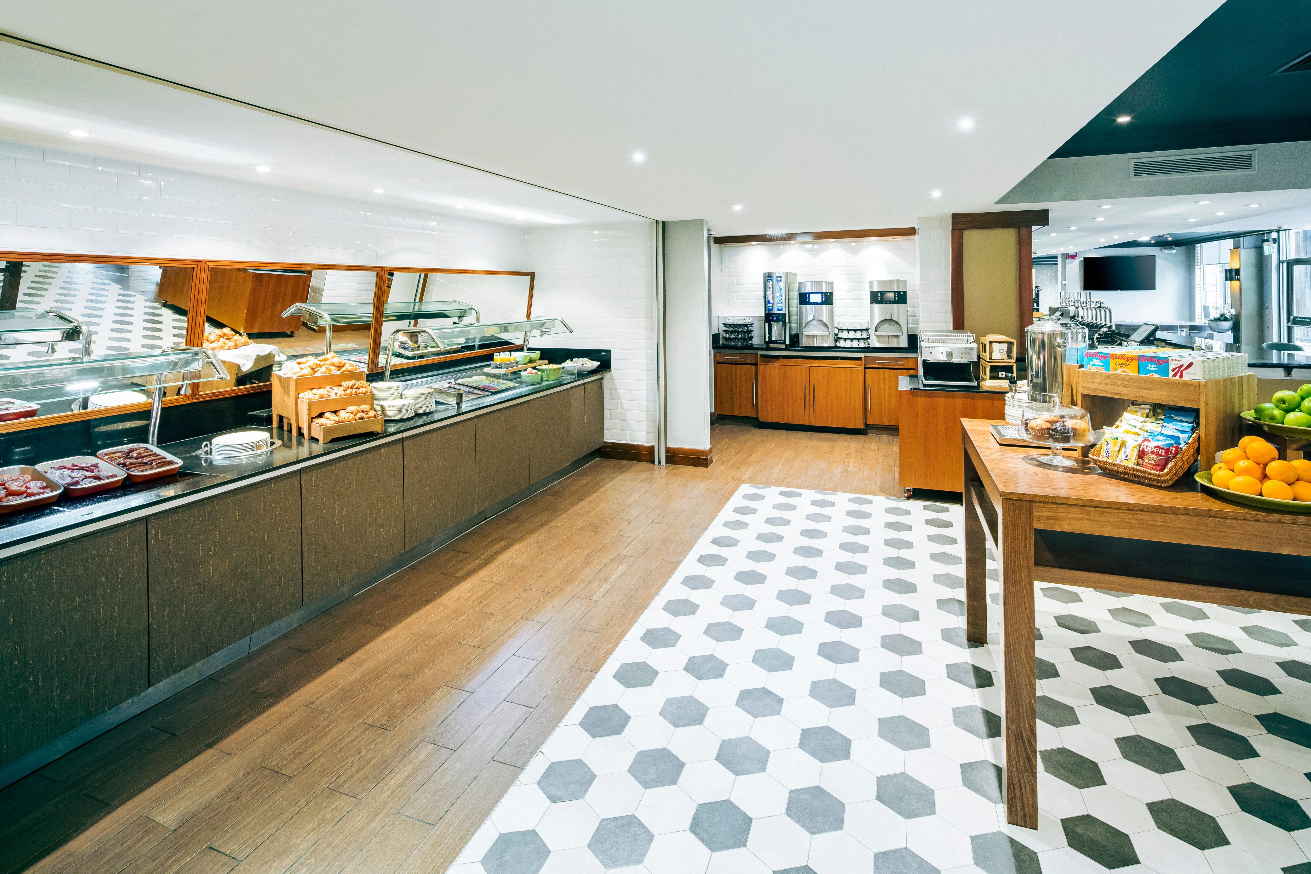Holiday Inn Peterborough West By Ihg Esterno foto
